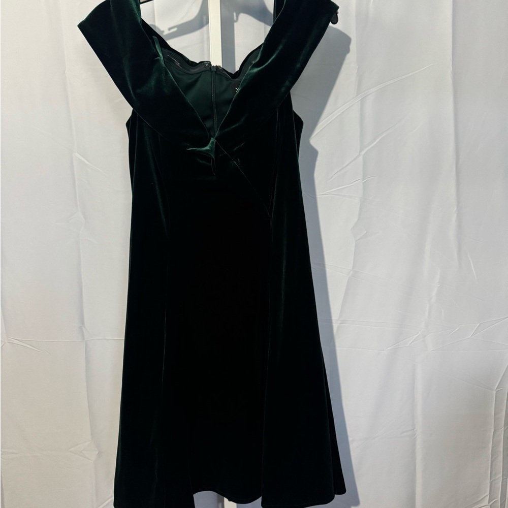 Xscape Sleeveless Dark Green Velour Dress Size 14